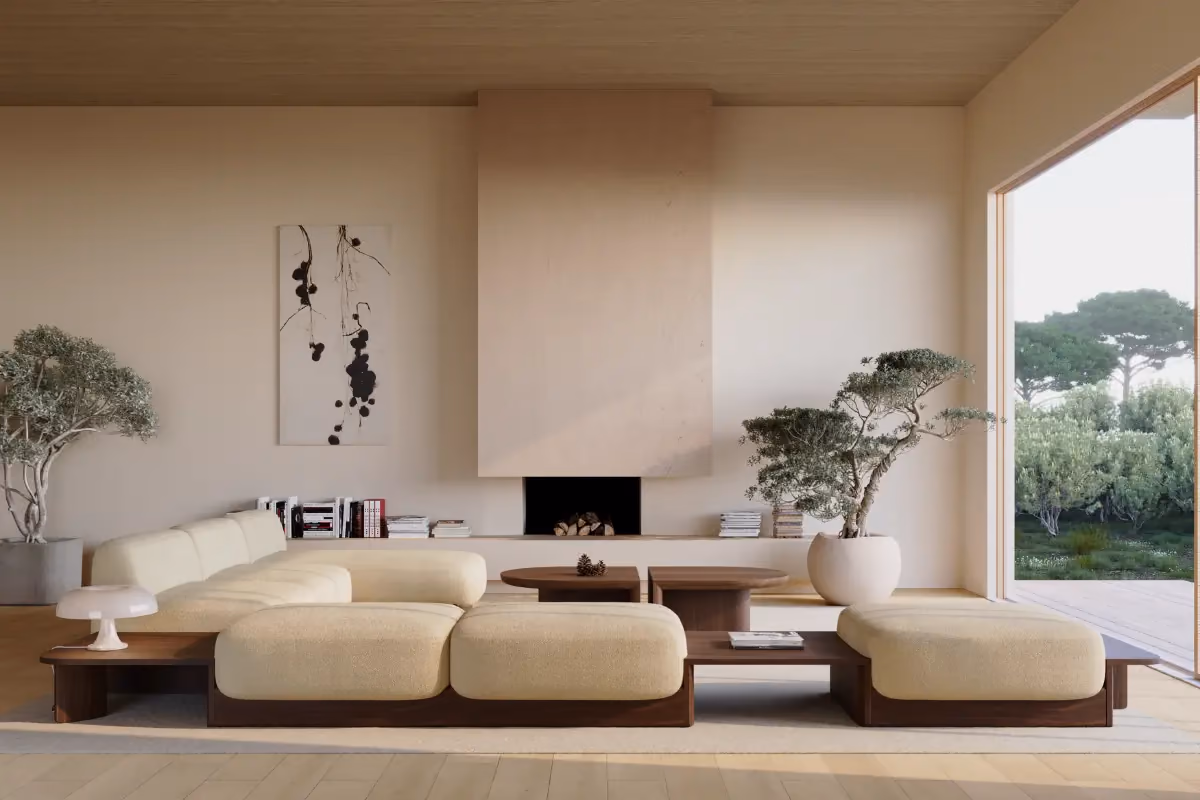 Sala ampla da Wewood com sofá modular bege, lareira em reboco e vista para o jardim